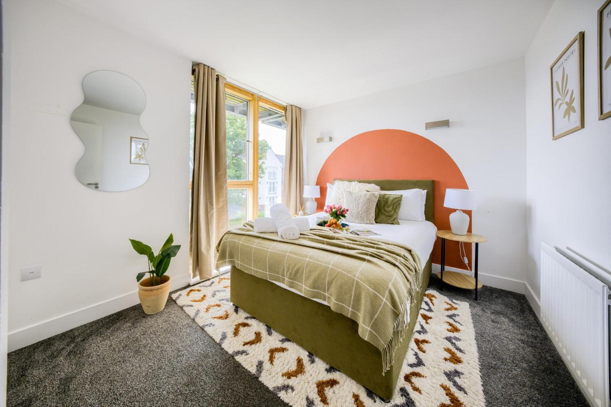 Coventry Large 4-Bed Townhouse By Empower Homes Екстер'єр фото