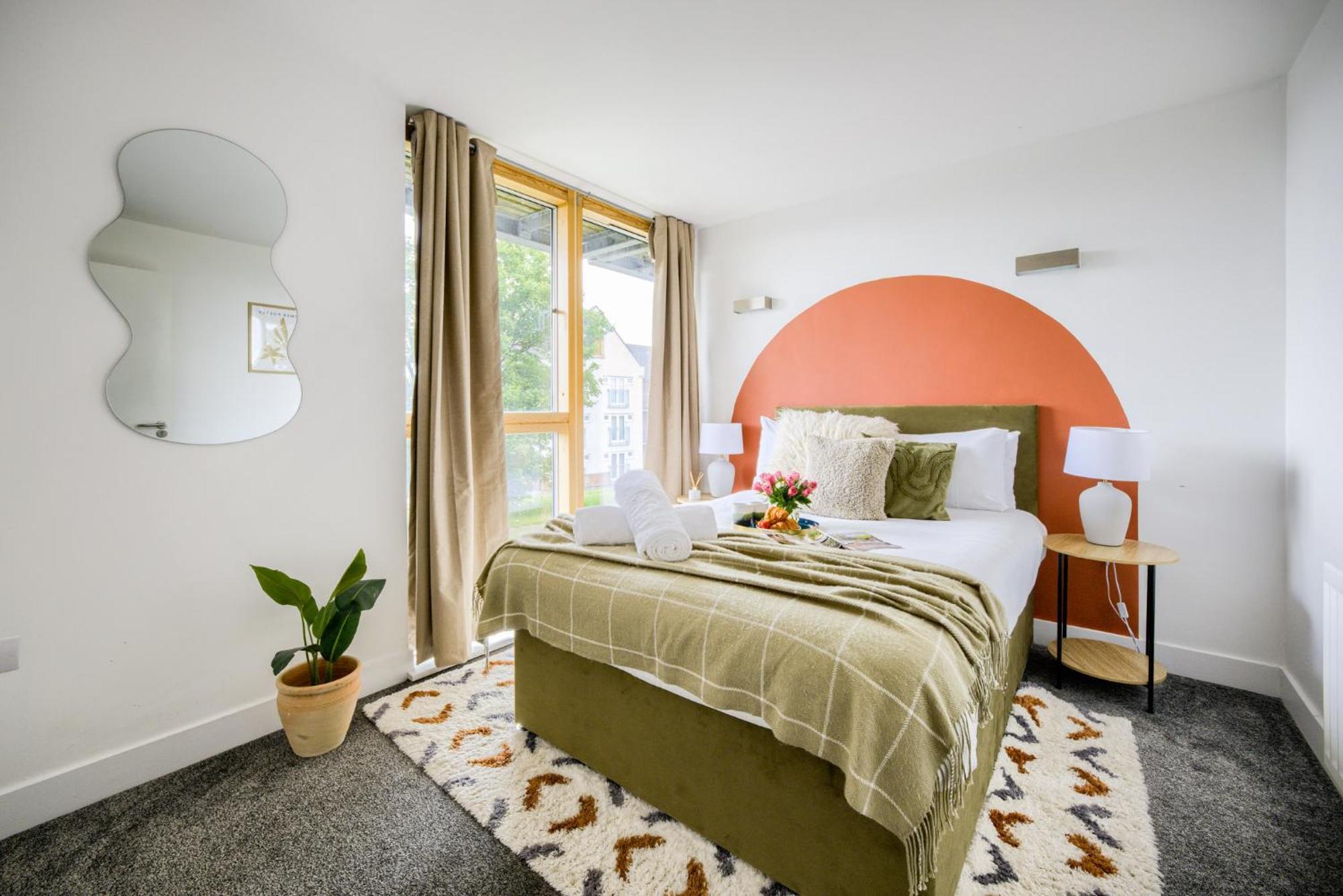 Coventry Large 4-Bed Townhouse By Empower Homes Екстер'єр фото